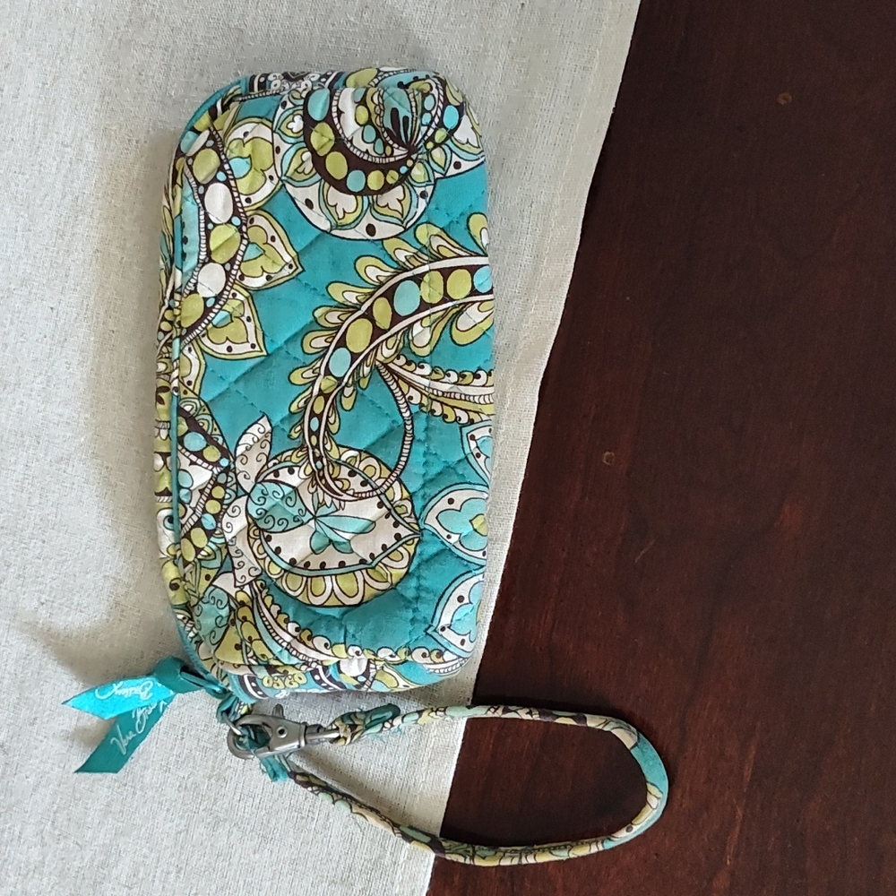 Wallets - Picture 3 of 3